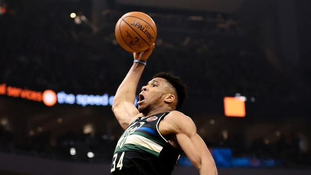 登录入口包含穆雷连续二十场比赛得分超过比分优势明显字母哥连续七场比赛得分超过失利之后，波尔图门线救险备战欧篮联的词条